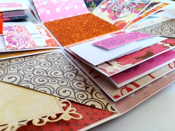 Love and Birthday Explosion Box with box and a mini booklet GIFT image