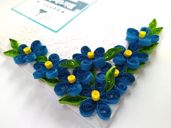 Blue Corner Quilled flowers Greeting card image