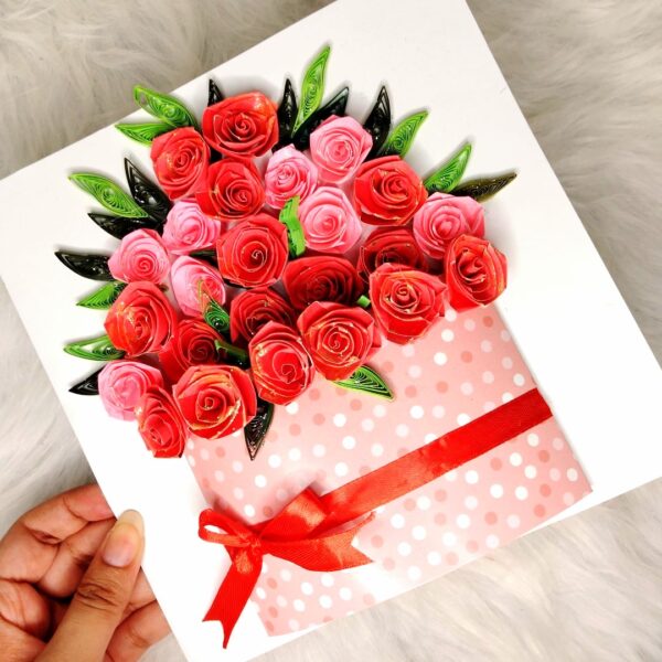 Luxury Quilled greeting card in box - Red Roses