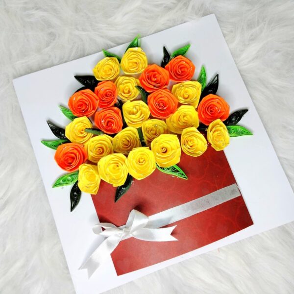 Luxury Quilled greeting card in box - Yellow Roses