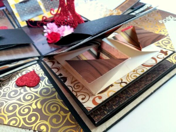 Golden Memories Romantic Explosion Box Gift Anniversary Love image