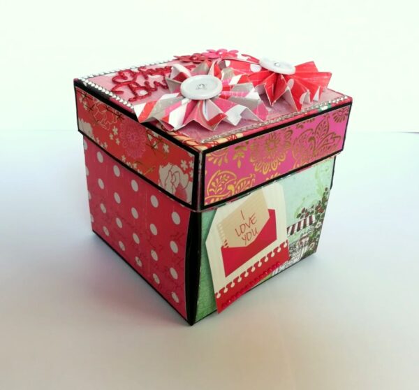 Love and Birthday Explosion Box With Battery Light Cake image