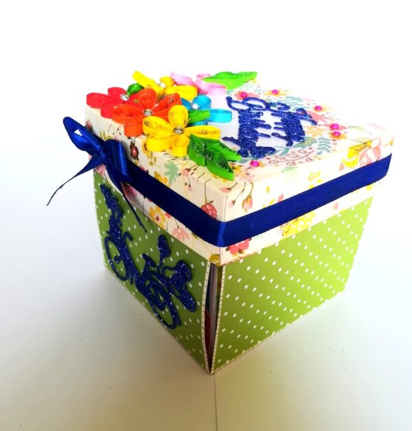 Love and Birthday Explosion Box With Battery Light Cake image