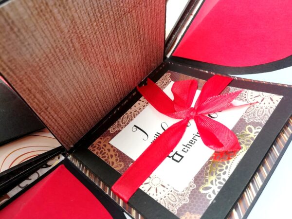 Golden and Red Love Explosion box image Golden and Red Love Explosion box image