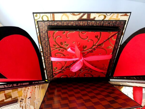 Golden and Red Love Explosion box image Golden and Red Love Explosion box image