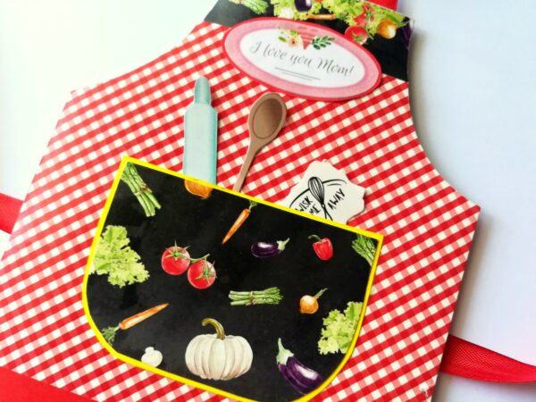 Apron Handmade Card For Mother image Apron Handmade Card For Mother image
