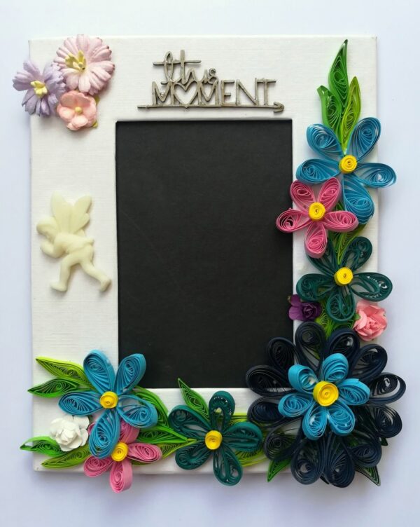 Quilled Moment In Time Handmade Photo Frame image