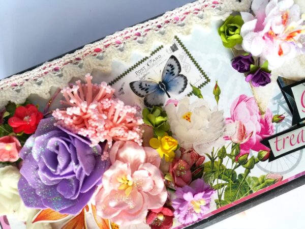 Sparkling Designer Love Goodie Gift Box image