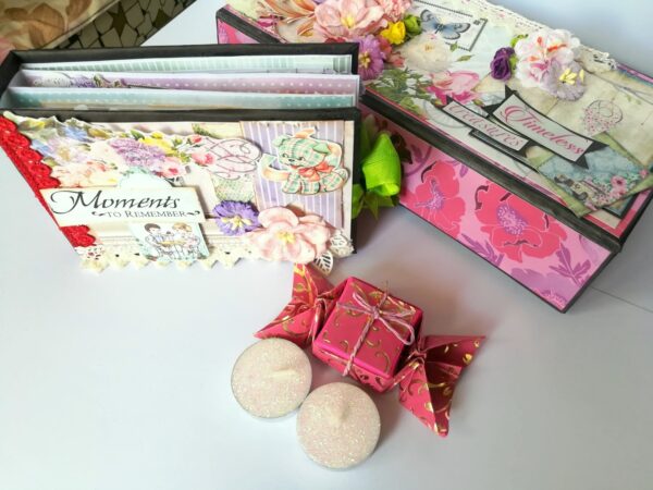 Sparkling Designer Love Goodie Gift Box image