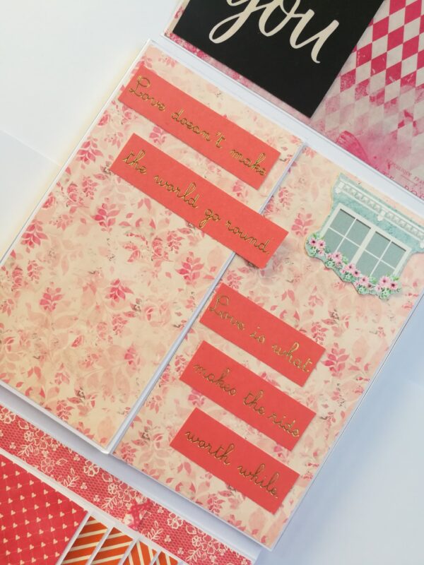 Multifold Mini Scrapbook Gift image Multifold Mini Scrapbook Gift image