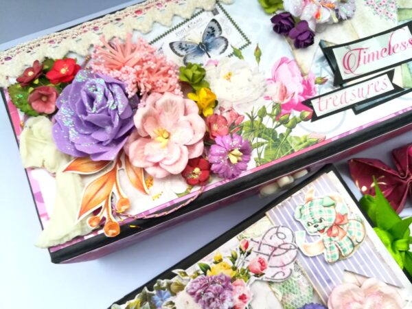 Sparkling Designer Love Goodie Gift Box image