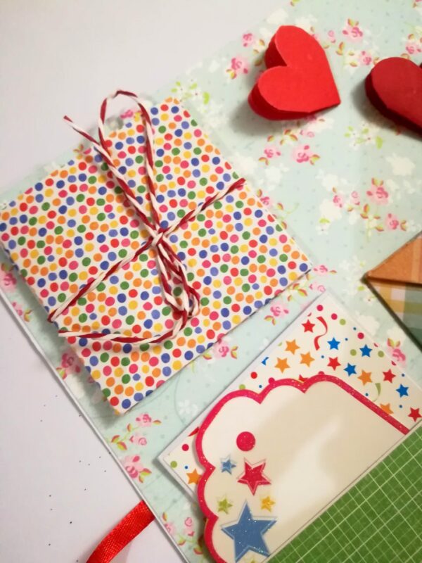 Sparkling Birthday Zigzag Mini Scrapbook -D2 image Sparkling Birthday Zigzag Mini Scrapbook -D2 image