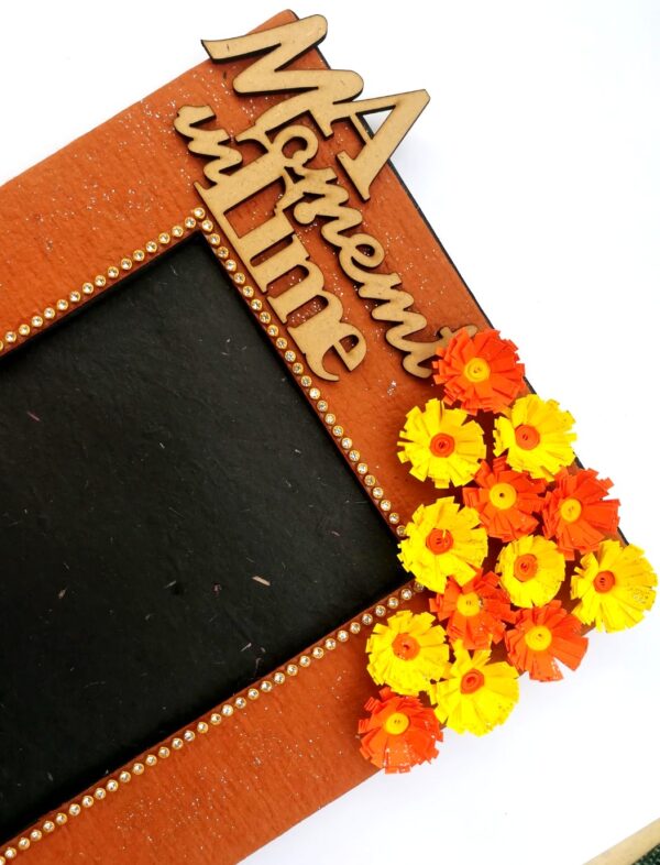 Quilled Flowers Photo Frame - Yell1 image
