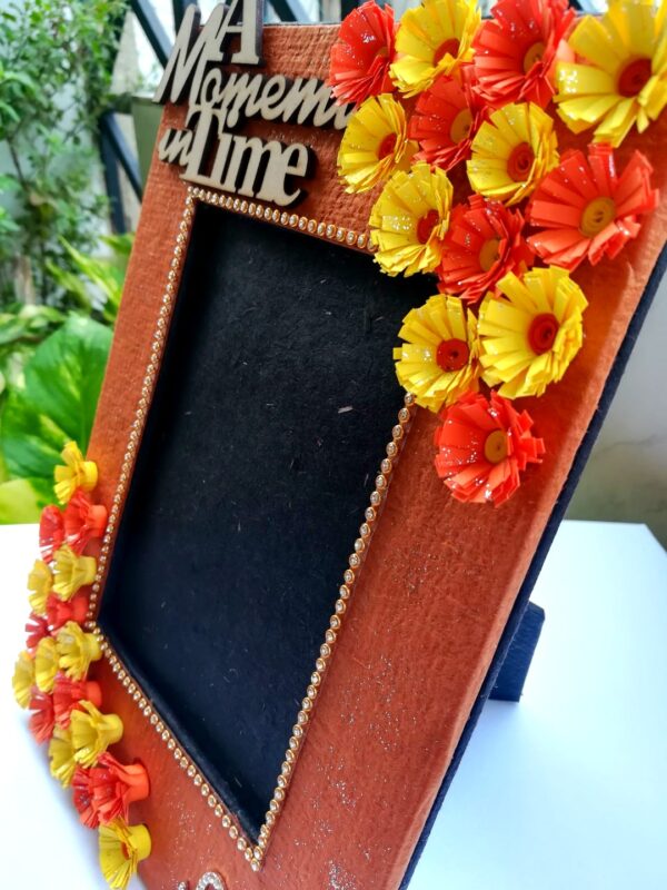 Quilled Flowers Photo Frame - Yell1 image