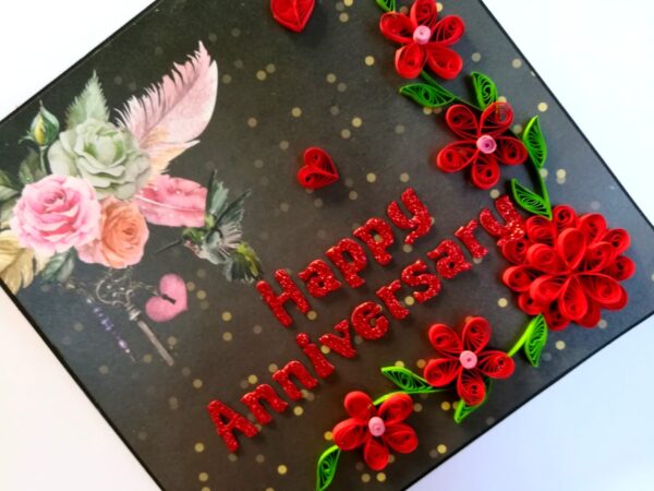 Anniversary Zigzag Mini Scrapbook - D4 image Anniversary Zigzag Mini Scrapbook - D4 image