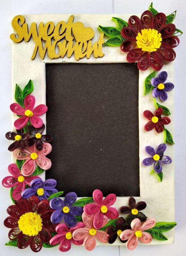 Sparkling Love Quilled Photo Frame image