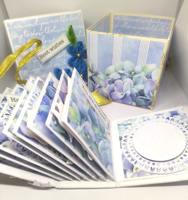 IMG_20211204_210602 Pocket mini scrapbook in box