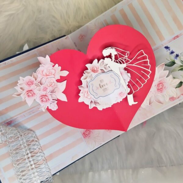 POP UP LOVE HANDMADE SCRAPBOOK