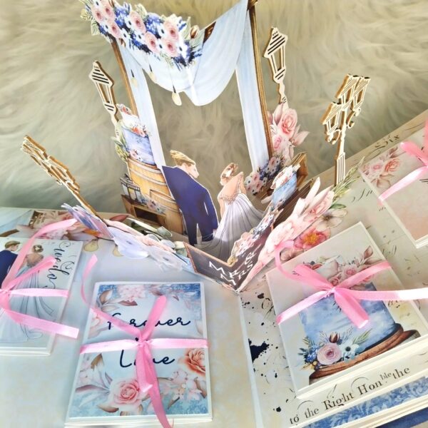 POP UP LOVE HANDMADE SCRAPBOOK