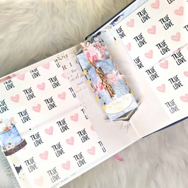 POP UP LOVE HANDMADE SCRAPBOOK