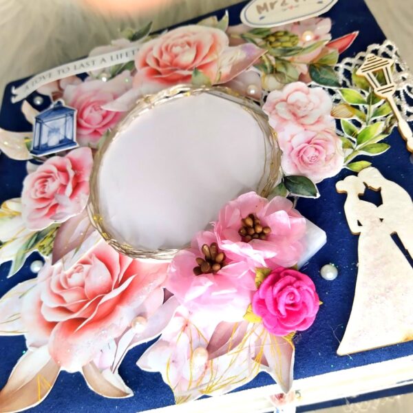 POP UP LOVE HANDMADE SCRAPBOOK