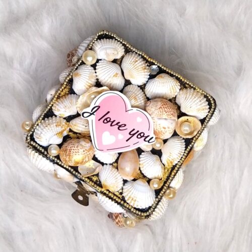 Seashell Box with cute mini scrapbook image