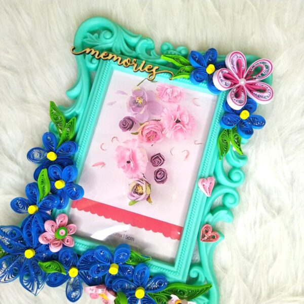 Blue Quilled Flowers Photo Frame - 4x6 inch photo