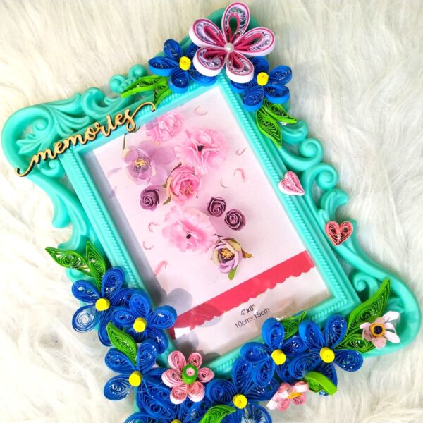 Blue Quilled Flowers Photo Frame - 4x6 inch photo