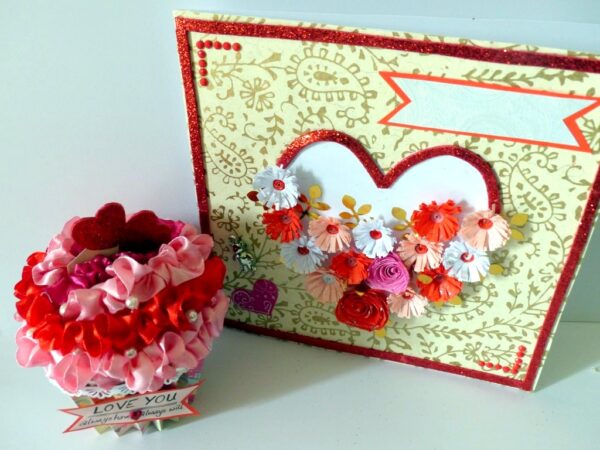 Valentine Combo Gift - Cute Cupcake and Greeting Card image
