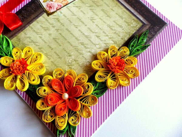 Quilled Yellow Corner Flowers In Photo frame greeting card image Quilled Yellow Corner Flowers In Photo frame greeting card image
